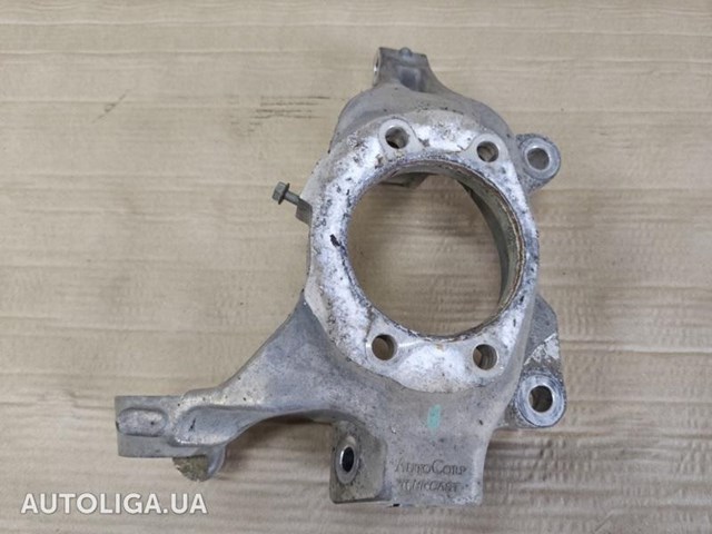 Цапфа - поворотный кулак передний, правый 40014JA00A NISSAN