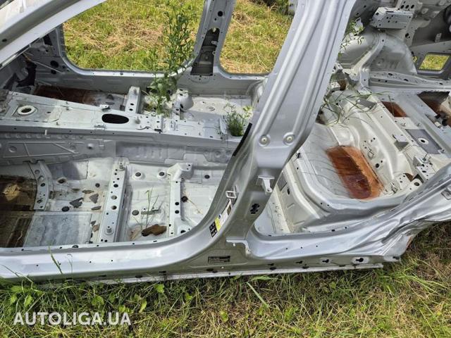 Проем передней левой двери 41007334015 BMW