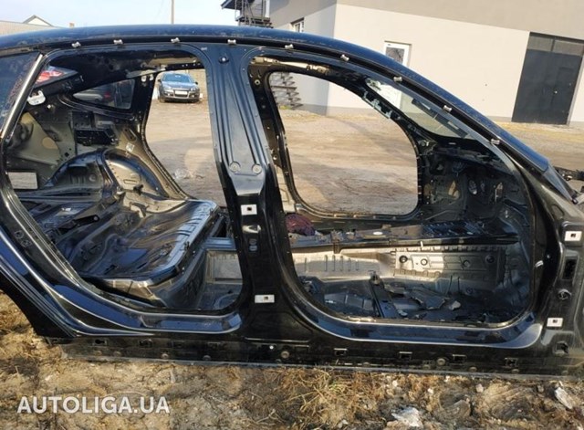 Проем передней правой двери 41007334016 BMW