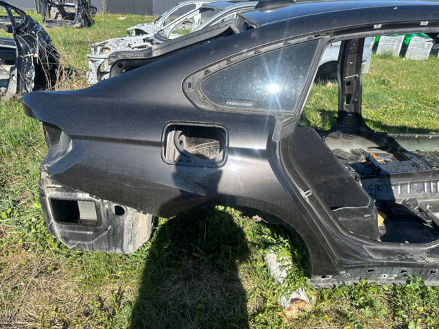 Крыло правое заднее 41007334022 BMW