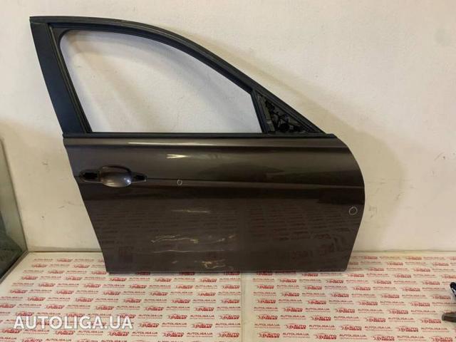 Пассажирская передняя дверь 41009628764 BMW