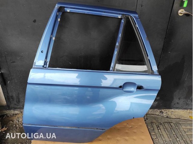 Дверь пассажирская задняя левая 41528256827 BMW