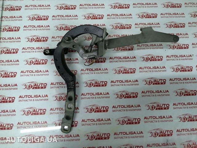 Шарнир крышки багажника 41627206641 BMW