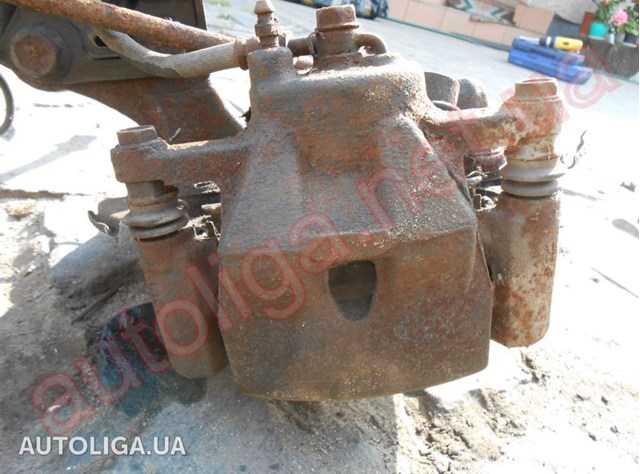 Тормозной суппорт 477300D070 TOYOTA