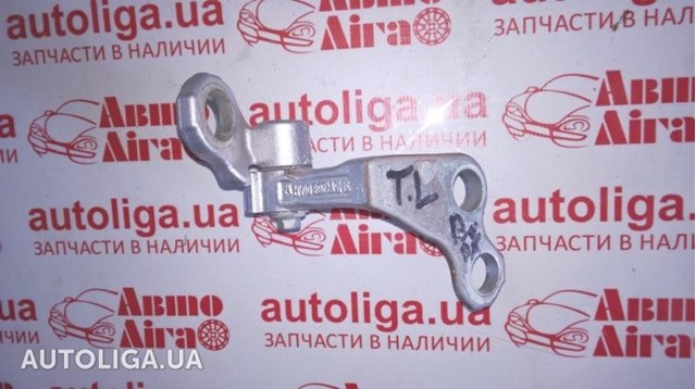Дверной шарнир задний левый 5012216 FORD