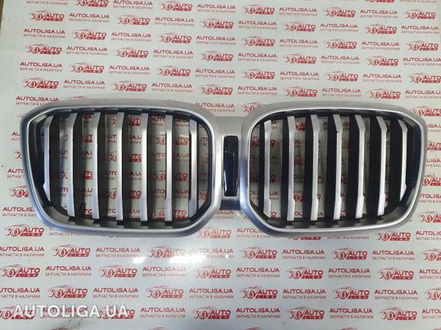 BMW 51139881906 Решетка радиатора в наличии Житомир