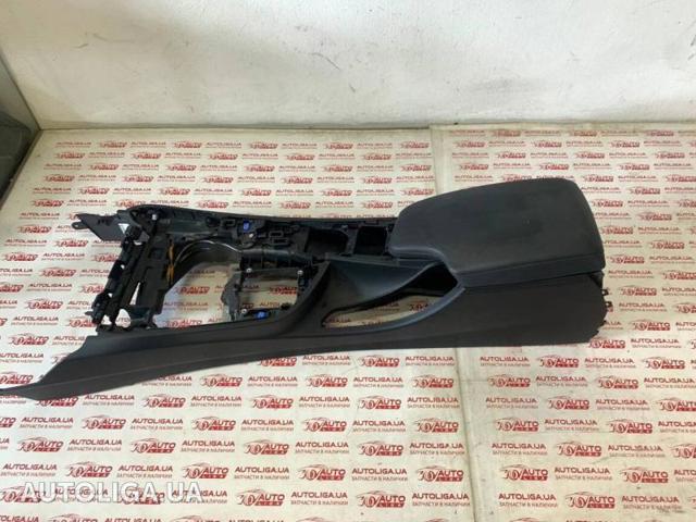 Консоль панели приборов 51169360522 BMW