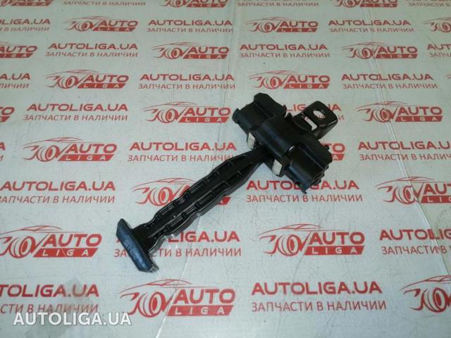 Ограничитель открывания двери, передний 51217390686 BMW