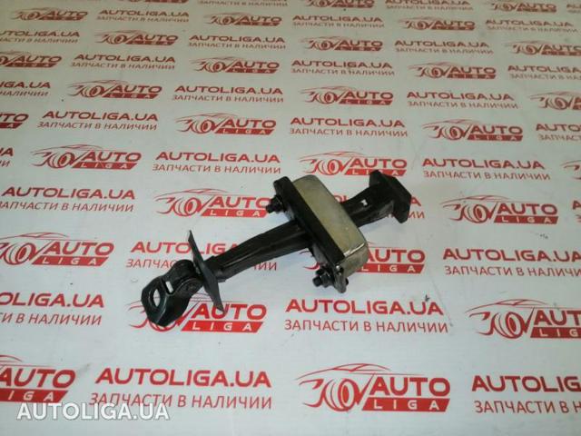 Ограничитель открывания задней двери 51227205613 BMW