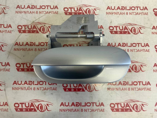 Ручка передней двери наружная, правая 51228164726 BMW