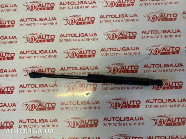 Упор капота 51237200197 BMW
