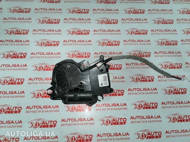 Мотор открытия замка багажника 51247208371 BMW