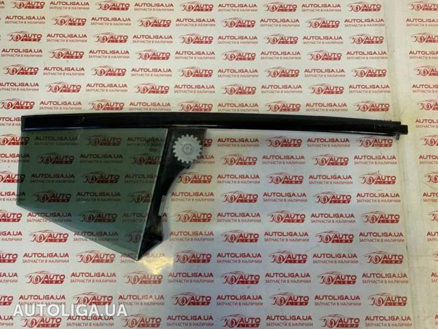 Окно надставки двери задней 51357197886 BMW