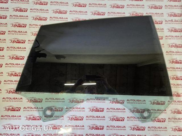 Стекло задней правой двери 51357291418 BMW