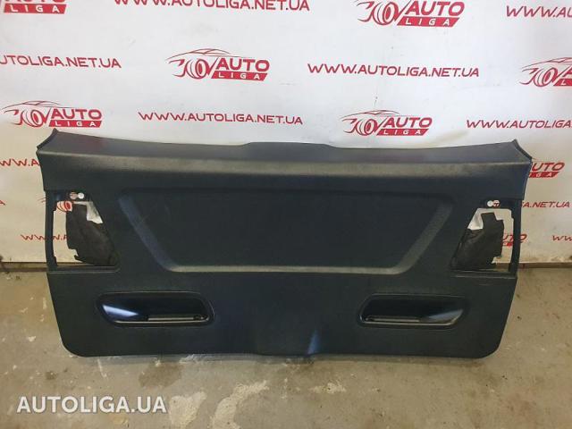 Облицовка багажника пятой двери 51497260242 BMW