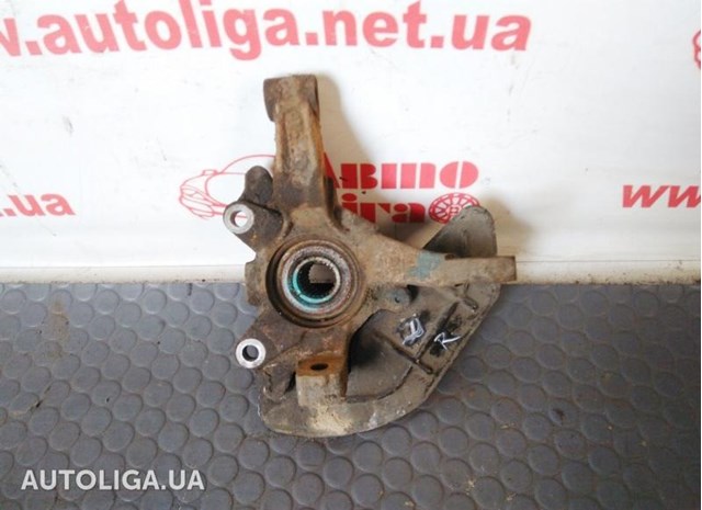 Цапфа поворотная правая 51759680 FIAT