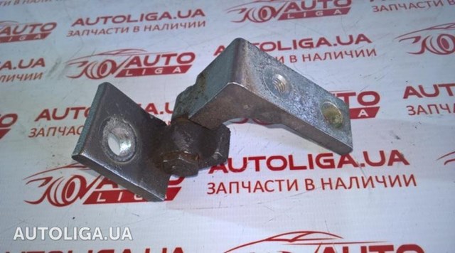 Дверной шарнир правый передний 51776717 FIAT