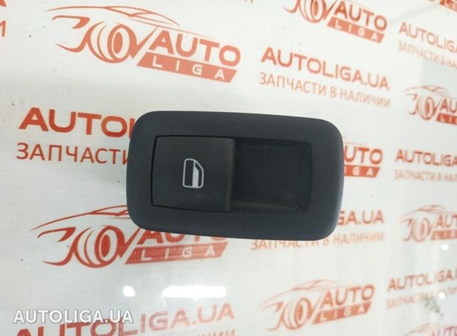 Кнопки заднего стеклоподъёмника 56046555AC CHRYSLER