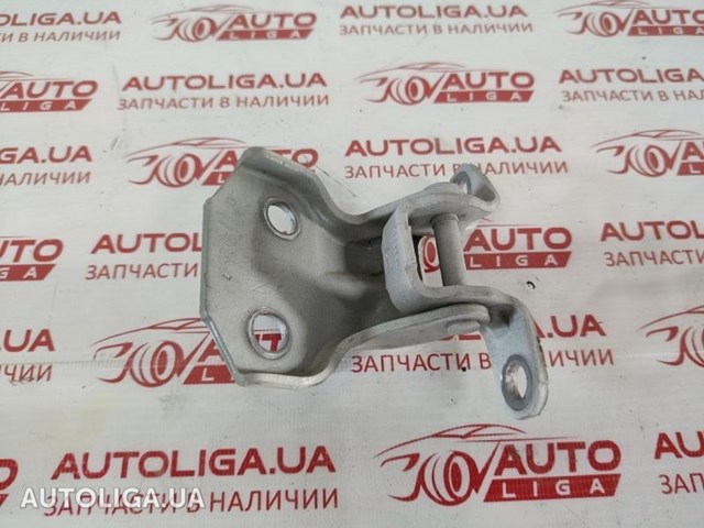 Петля передней двери, правой 60079AG012 SUBARU