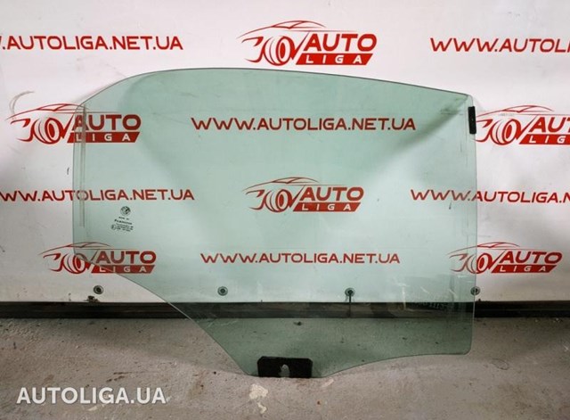 Стекло задней двери, правой 60688136 FIAT