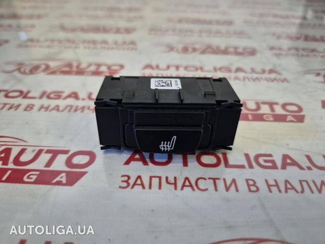 Кнопка включения обогрева сиденья 61319163292 BMW