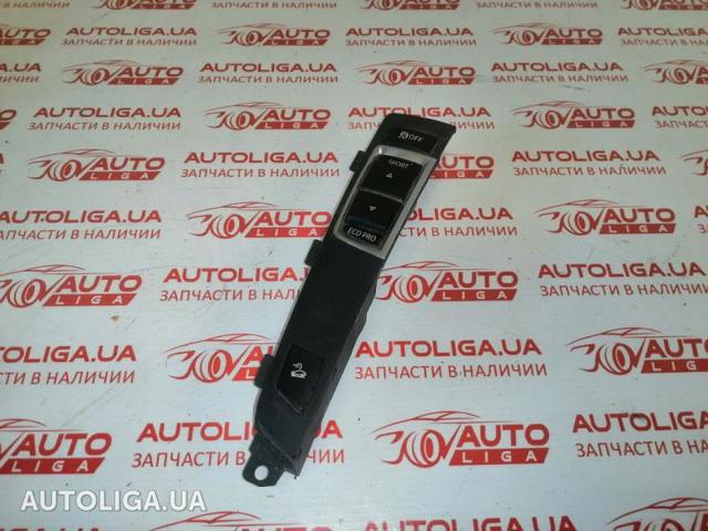 Блок кнопок центральной консоли 61319240294 BMW