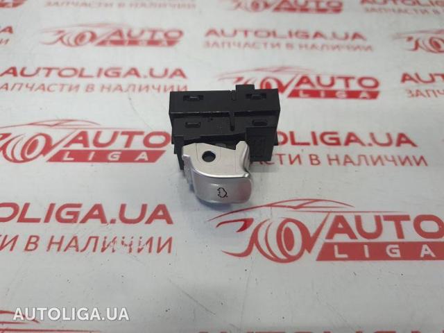 Кнопка салона привода крышки багажника (двери 3/5-й (ляды) 61319299459 BMW
