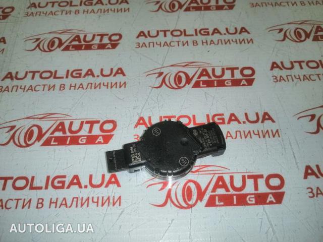 Автомобильный датчик дождя 61356814615 BMW