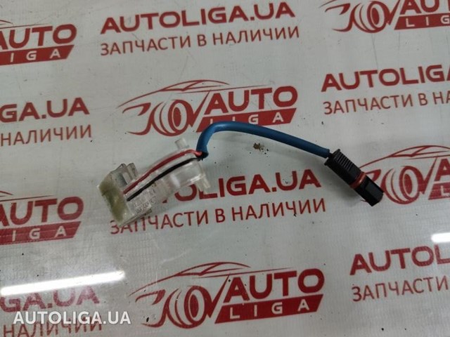 Фонарь подсветки ручки двери передней 63177277447 BMW