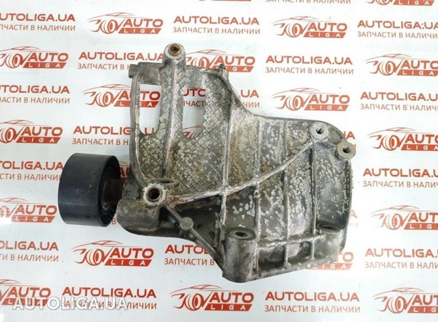 64557585167 BMW кронштейн компрессора кондиционера