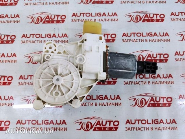 Привод электростеклоподъемника передний 67627046031 BMW