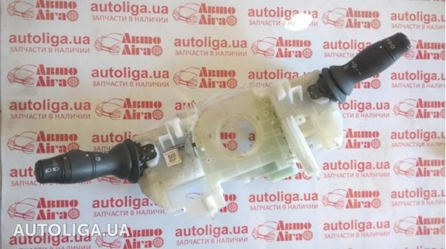 Переключатель подрулевой 681720005R RENAULT