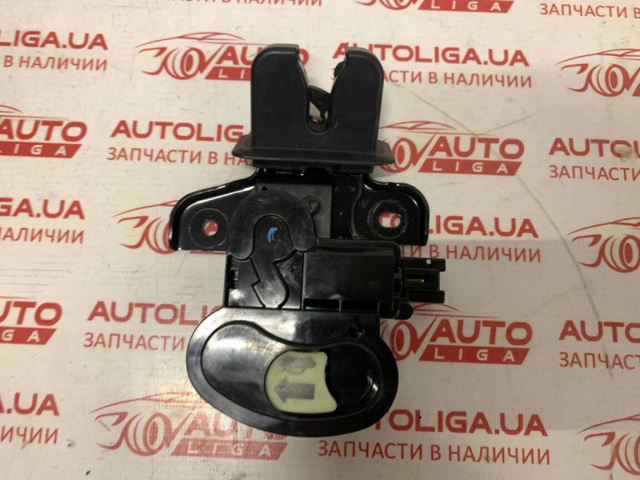 Замок крышки багажника 68193094AC CHRYSLER