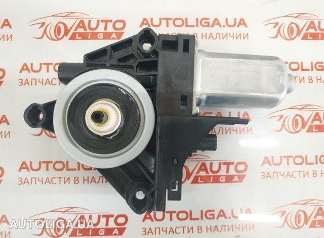 Привод электростеклоподъемника задний 68227367AA CHRYSLER