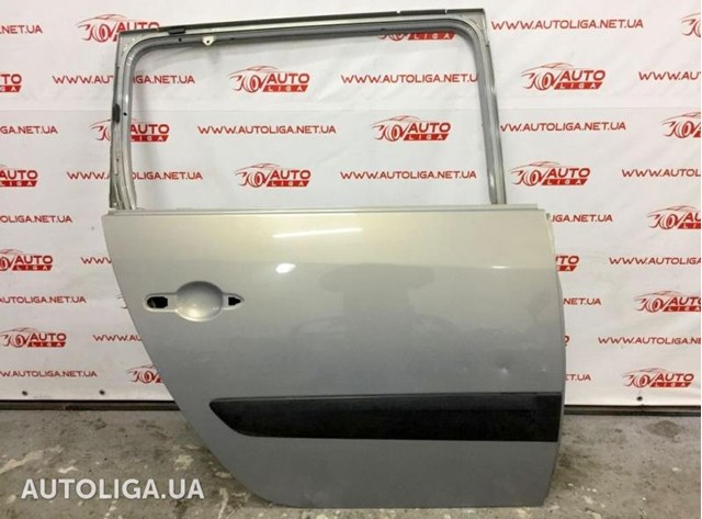 Дверь задняя, правая 7751476286 RENAULT