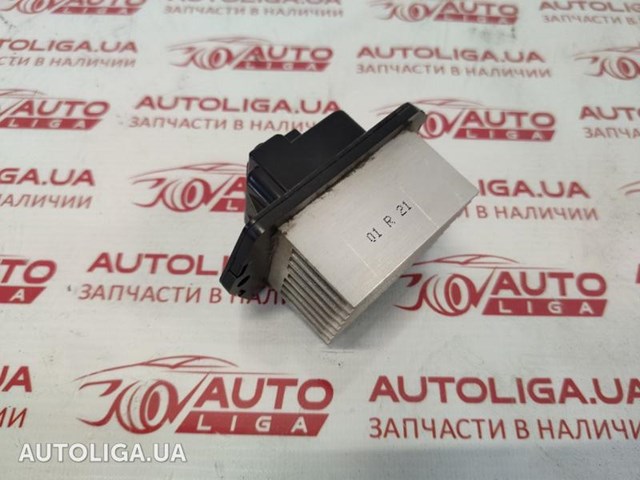 Регулятор оборотов вентилятора печки 79330SCAA02 HONDA