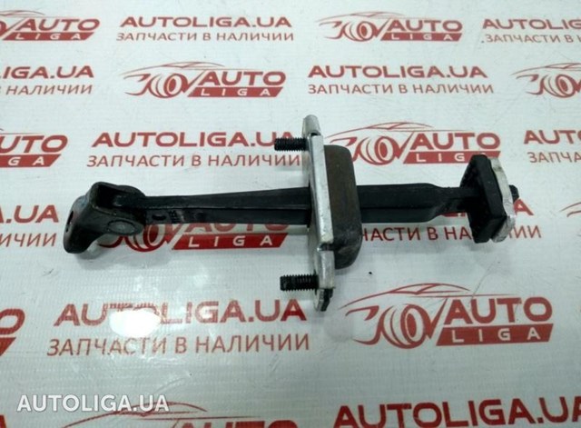 Ограничитель открывания двери, задний левый 794802T000 HYUNDAI