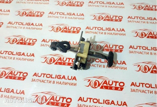 Ограничитель открывания задней двери 804301448R RENAULT