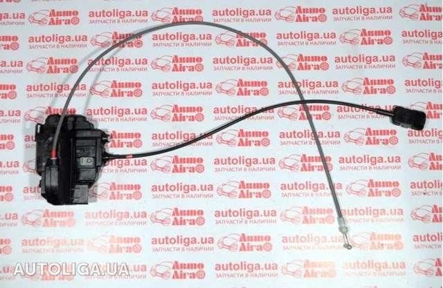 Дверной замок передний правый 805009U10B NISSAN