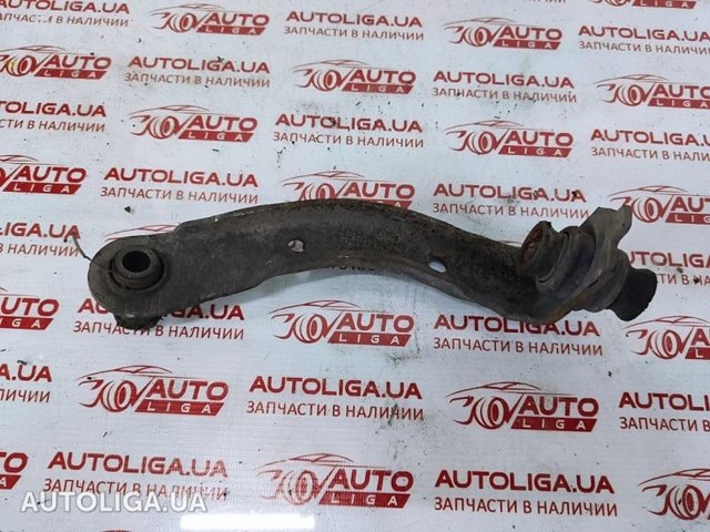 Кронштейн передней балки 8200127321 NISSAN
