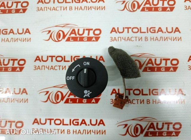 Замок отключения (дактивации) подушки безопастности пассажира 8200169589 RENAULT