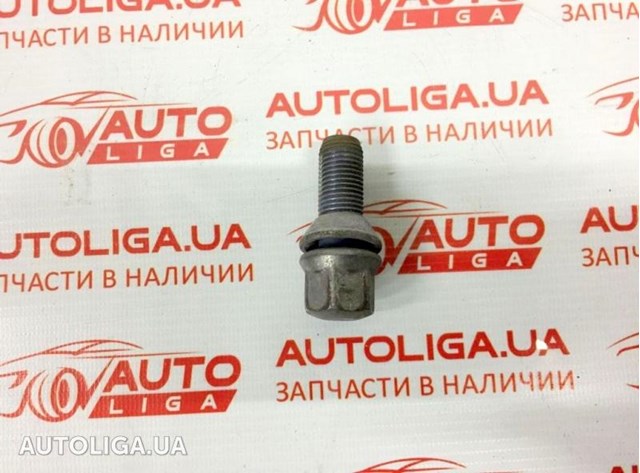 Болт колесный  8200426593 RENAULT