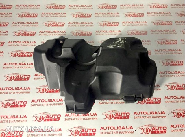 Крышка мотора декоративная 8200549100 RENAULT