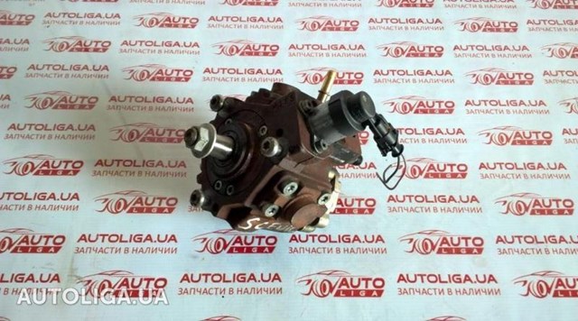 Насос топливный высокого давления (ТНВД) 8200561664 RENAULT