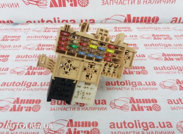 Коробка предохранителей 8200574970 RENAULT