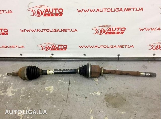 Привод правый 8200618168 RENAULT