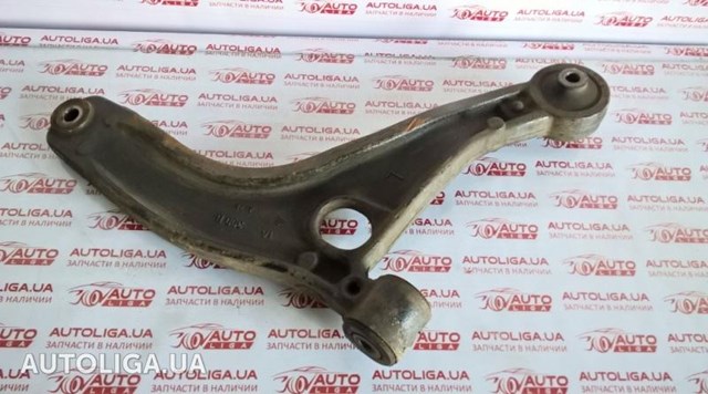 8200688871 RENAULT Рычаг передней подвески нижний левый купить в Чернигов