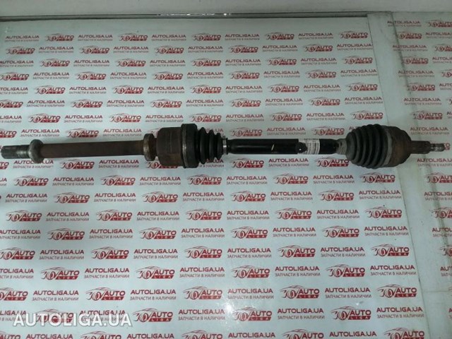 Полуось передняя, правая 8200786810 RENAULT