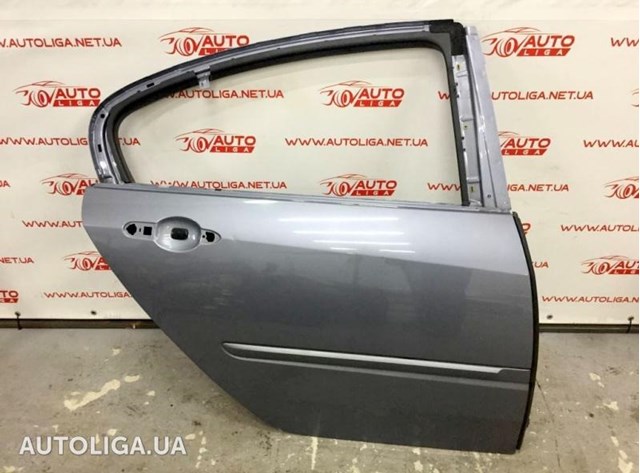 Дверь задняя, правая Renault Laguna 3