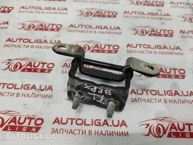 Завеса двери задней левой 824011KA0A NISSAN